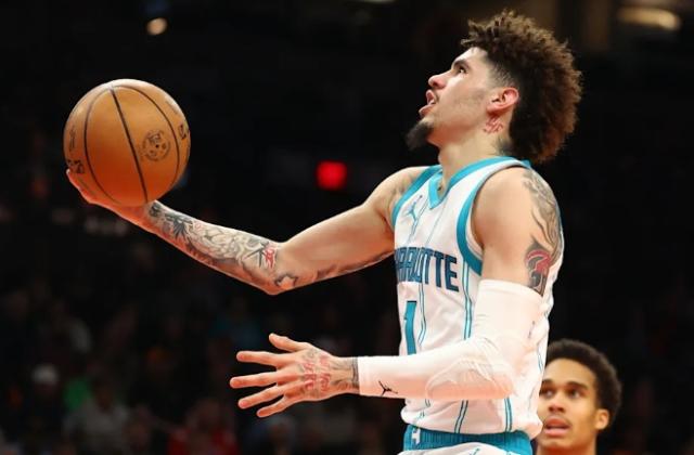 九游app最新版下载安装-分均出手数仅次张伯伦 洒脱不羁的鲍尔彻底疯狂